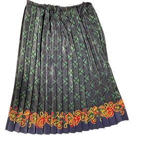 GORGEOUS Vintage Pleated Luxury Women's Skirt with Crest Pattern size 16‎